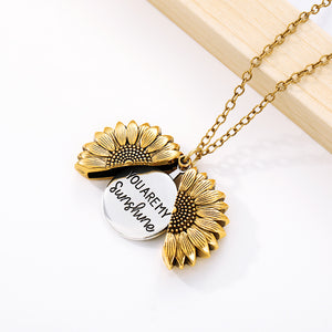 Sunflower Double-layer Engraved Pendant Necklace